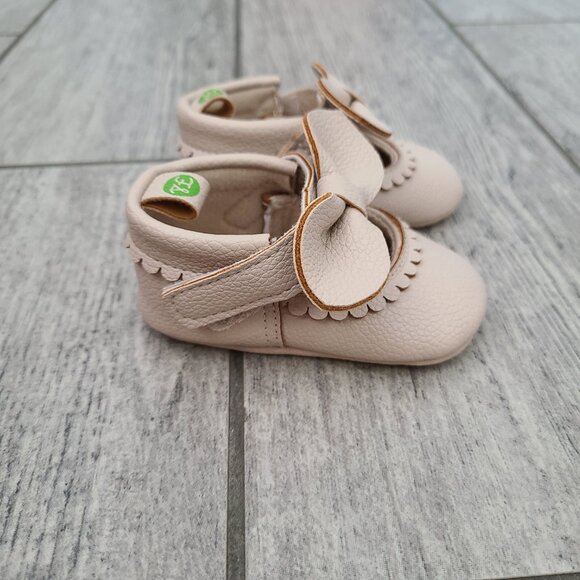 First Steps Baby Girl Bow Crib Shoes Soft Sole Pink Size 2 (3–6 Months) NWOT - Picture 3 of 11